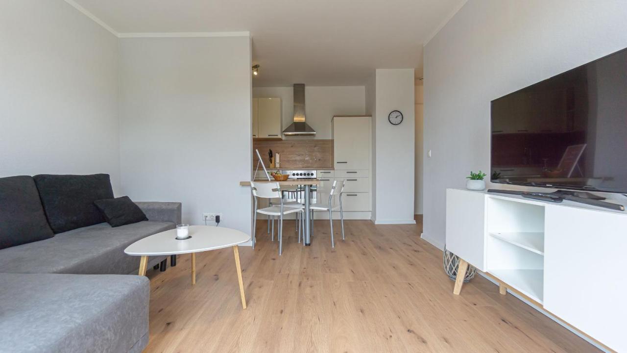 Central Apartment, 55M2, Kitchen, Washer, Netflix, Parking Cottbus Buitenkant foto